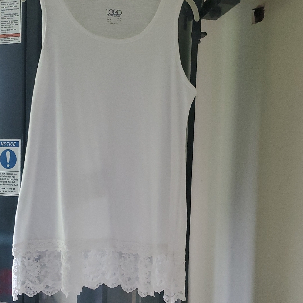 Lace Hem White Tank Top